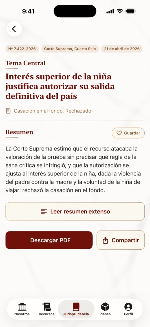 Ficha de un fallo en Litis Pro: tema central, resumen y botones para leer el resumen extenso, descargar el PDF y compartir